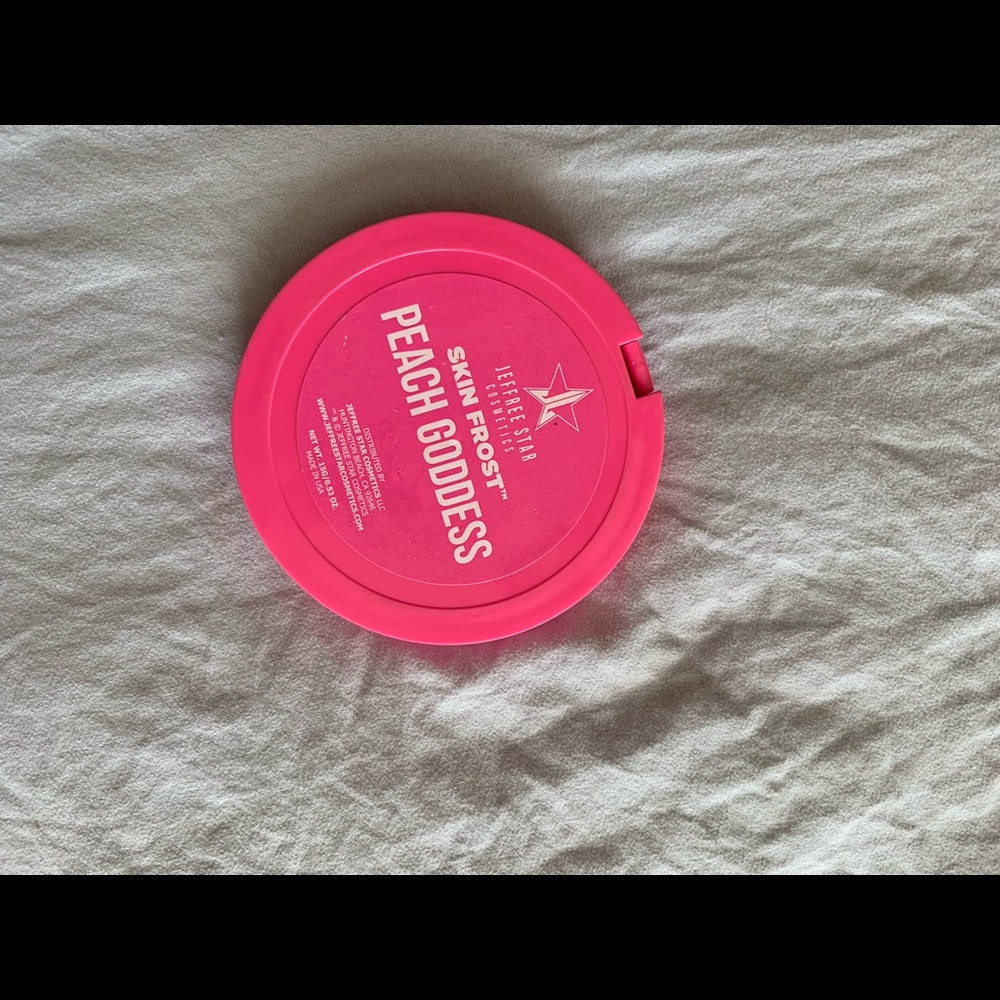 Jeffree Star Skin Frost Peach Goddess